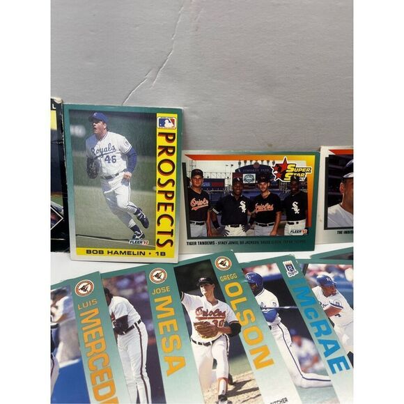 Lot of 50 1992 Fleer Baseball Cards - KC Royals & Baltimore Orioles - Picture 11 of 13